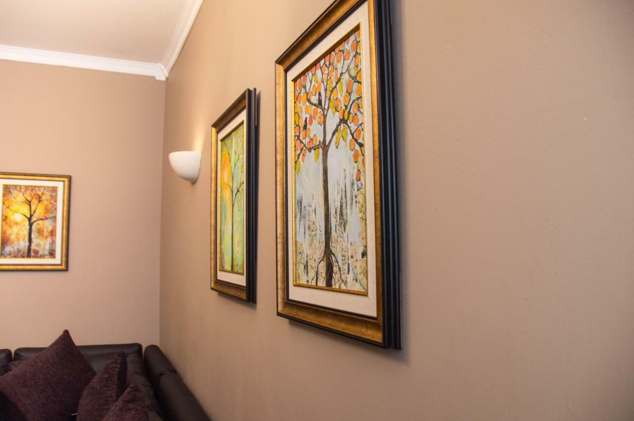 Montgomery Apartments - Crighton Edinburgh Bagian luar foto
